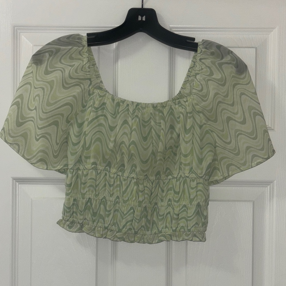 Hollister Green Wave Pattern Blouse